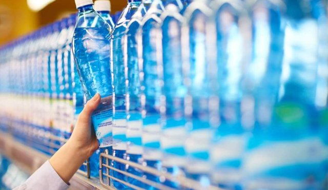 agua embotellada