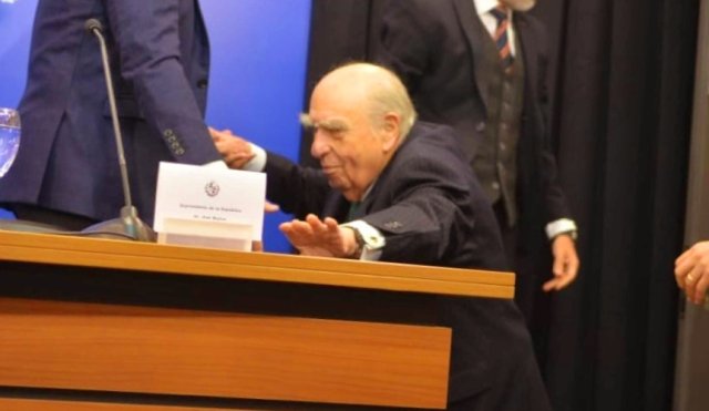 caída sanguinetti foto