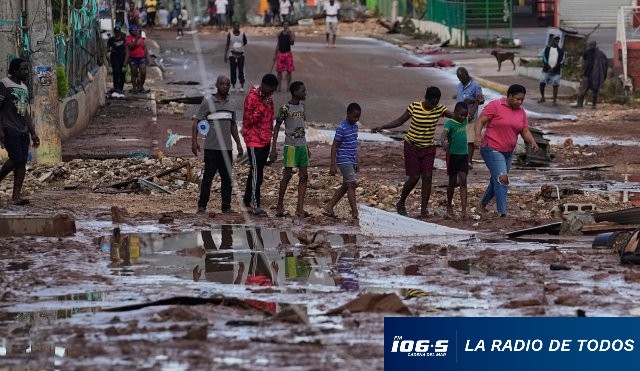HURACÁN MELISSA. 04.11