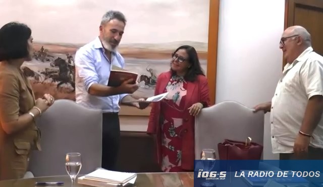 embajadora canadiense con Abella