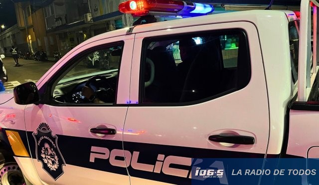 Patrulla policial noche 