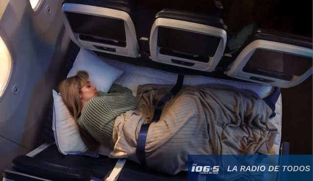 sofá cama avión