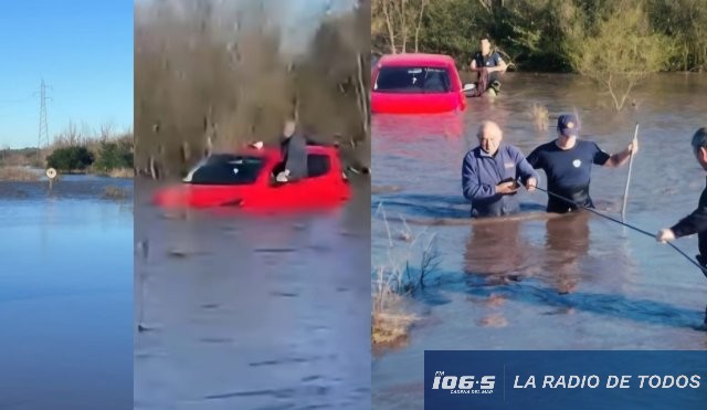 Rescate Acuático (Colonia): Bomberos salvaron a conductor atrapado por la crecida.