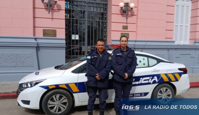 Bebé a bordo (Maldonado): efectivos de la URPM asistieron un parto en pleno patrullero.