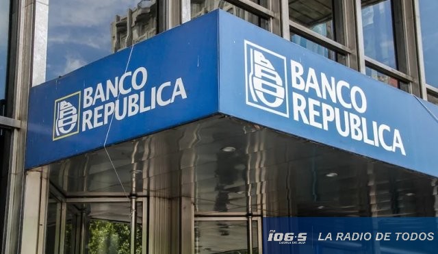 Pando (Canelones): cuatro hombres con armas largas rapiñaron una sucursal del Banco República.